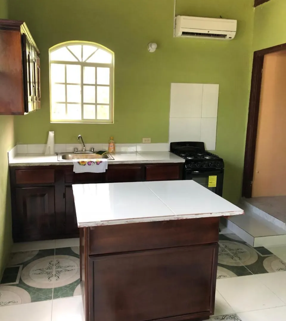 Seascape Apartments Negril